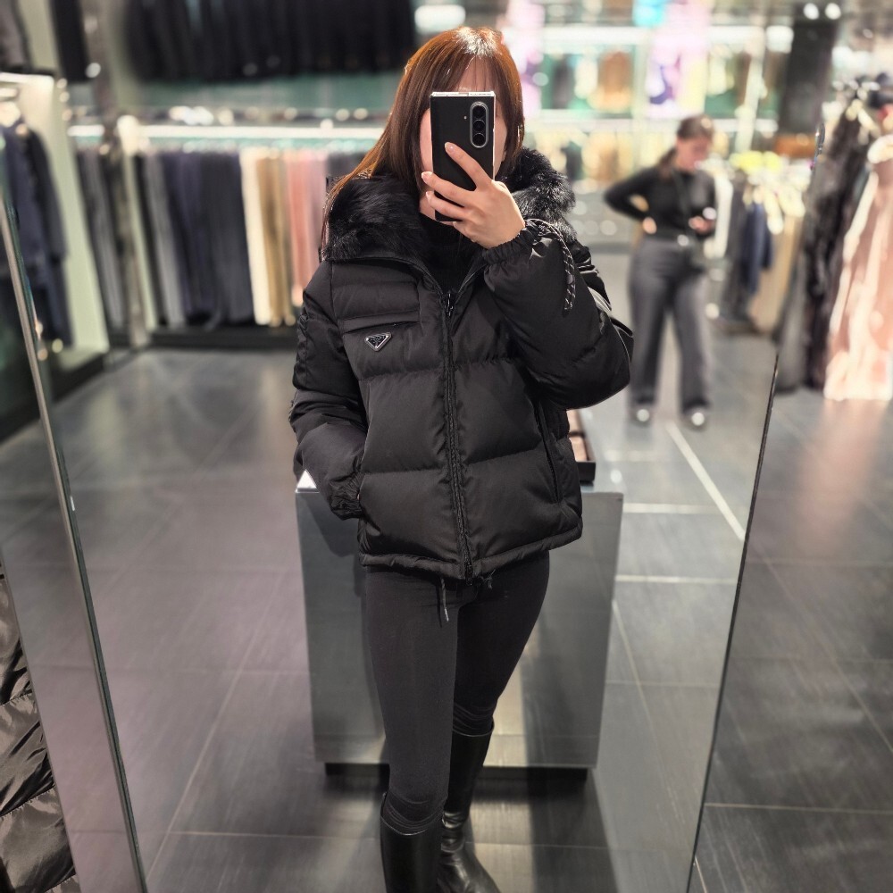 프라다 삼각로고 시어링 후드 여성 패딩 자켓 291808