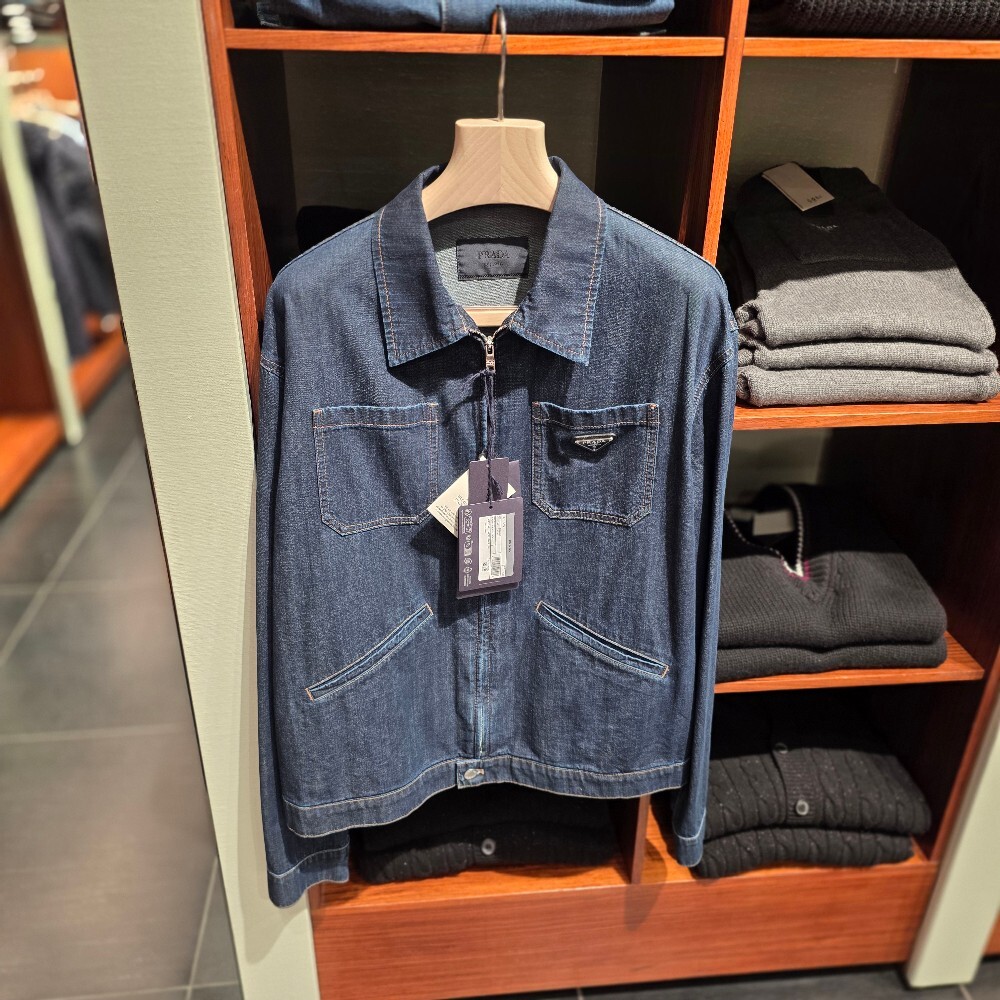 프라다 삼각로고 셔츠 자켓 GEB255