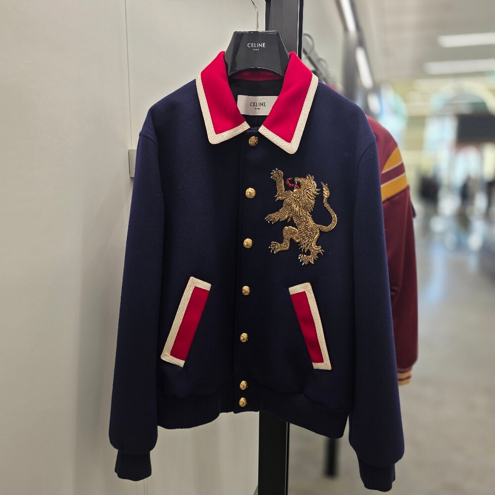 셀린느 라이언 테디 자켓 RV0KC239D.07RB