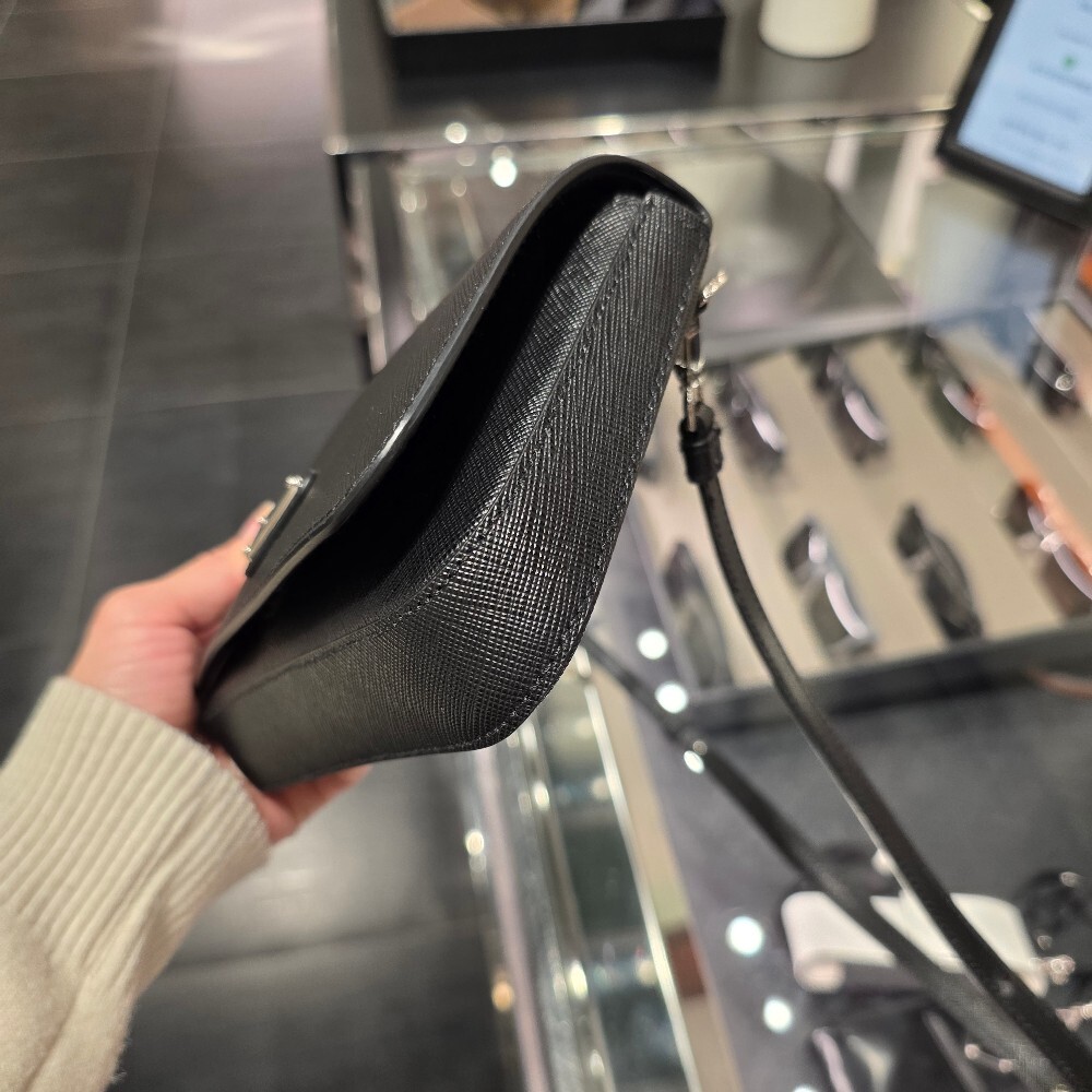 프라다 삼각로고 사피아노 크로스백 2VD061