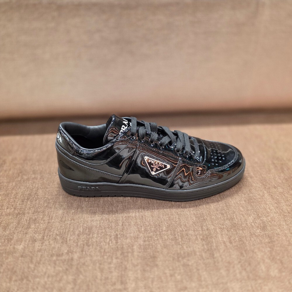 [아울렛] 프라다 다운다운 남성 스니커즈 2EE364