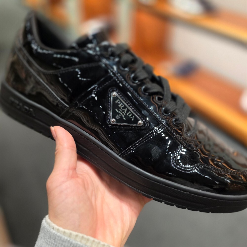 [아울렛] 프라다 다운다운 남성 스니커즈 2EE364