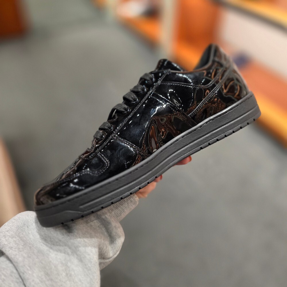 [아울렛] 프라다 다운다운 남성 스니커즈 2EE364