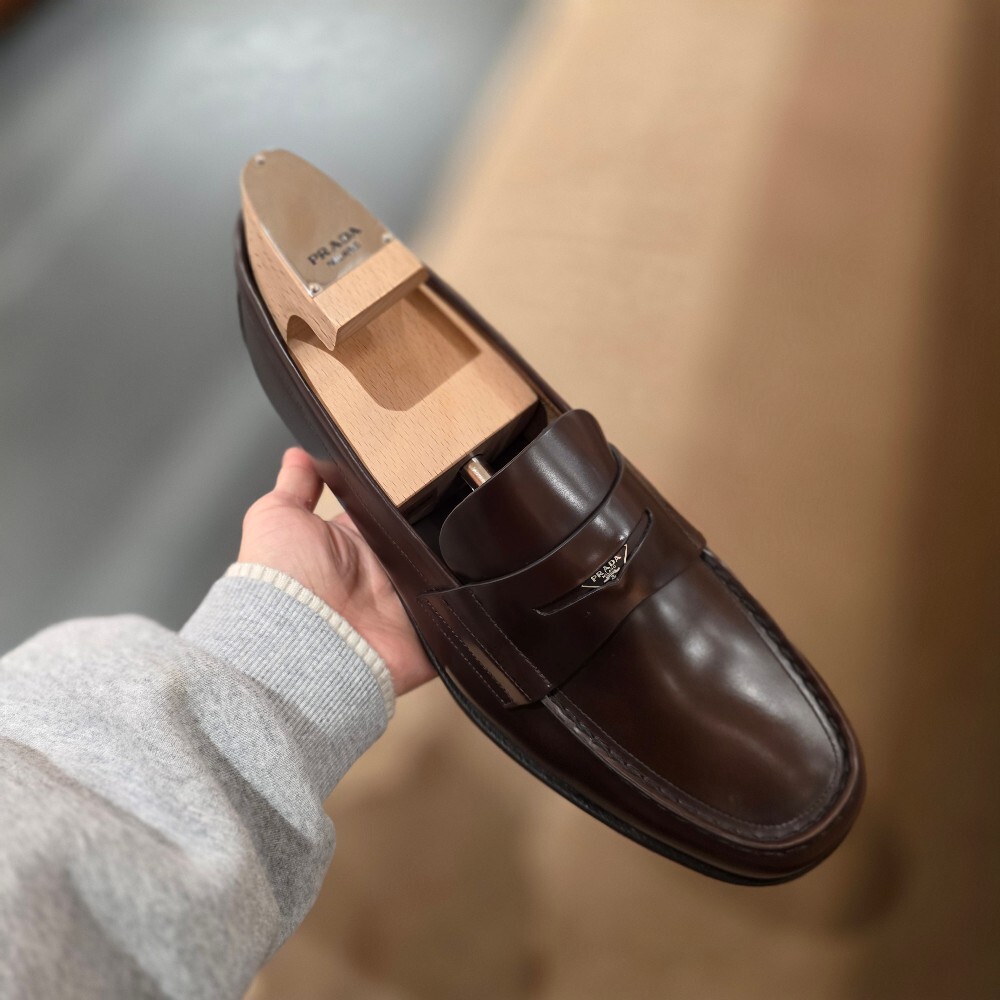 [아울렛] 프라다 삼각로고 페니 남성 로퍼 2DB201