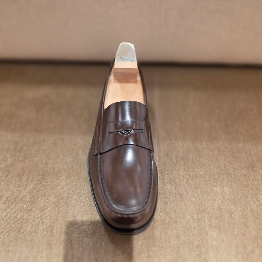 [아울렛] 프라다 삼각로고 페니 남성 로퍼 2DB201