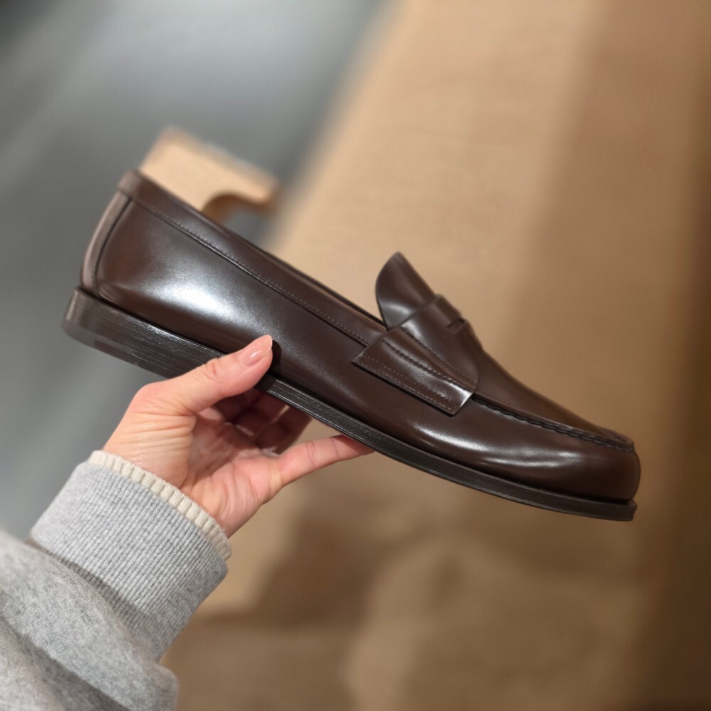 [아울렛] 프라다 삼각로고 페니 남성 로퍼 2DB201