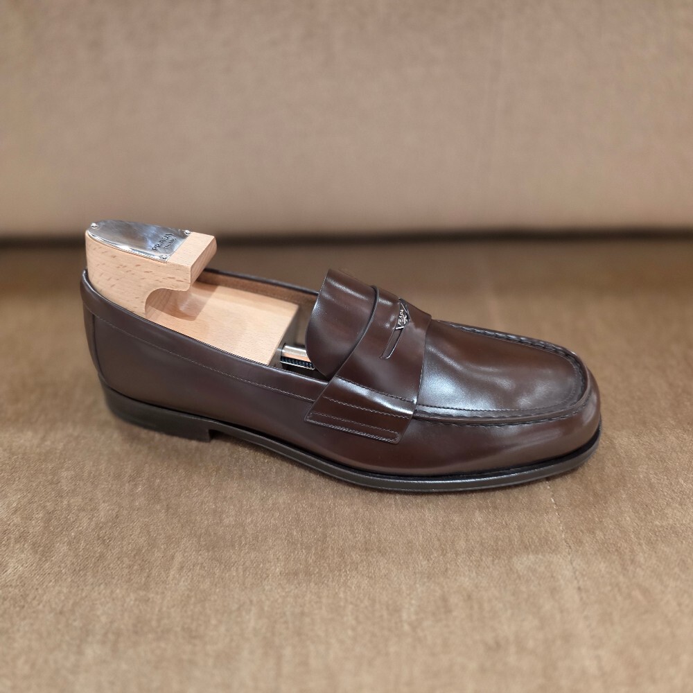 [아울렛] 프라다 삼각로고 페니 남성 로퍼 2DB201