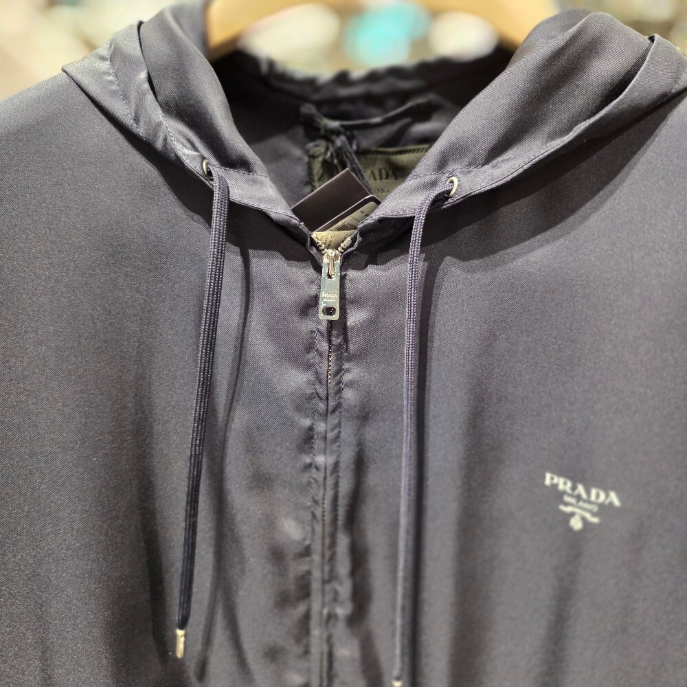 [아울렛] 프라다 실크 남성 후드 블루종 자켓 SGC538