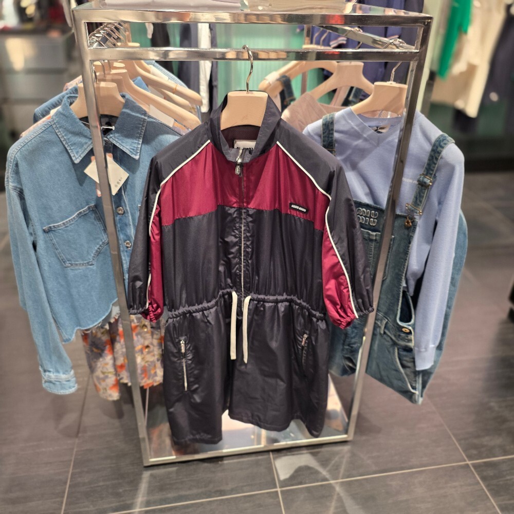 [아울렛] 미우미우 실크 테크 미니 원피스 MF5843