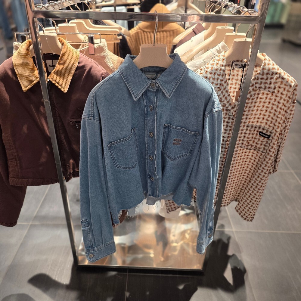 [아울렛] 미우미우 오버사이즈 코튼 데님 셔츠 자켓 GWB188