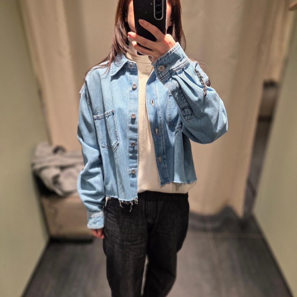 [아울렛] 미우미우 오버사이즈 코튼 데님 셔츠 자켓 GWB188