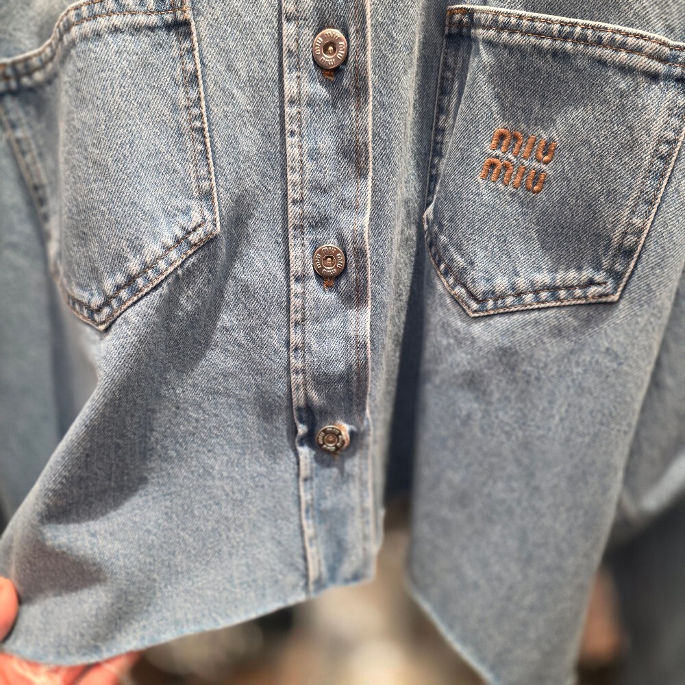 [아울렛] 미우미우 오버사이즈 코튼 데님 셔츠 자켓 GWB188