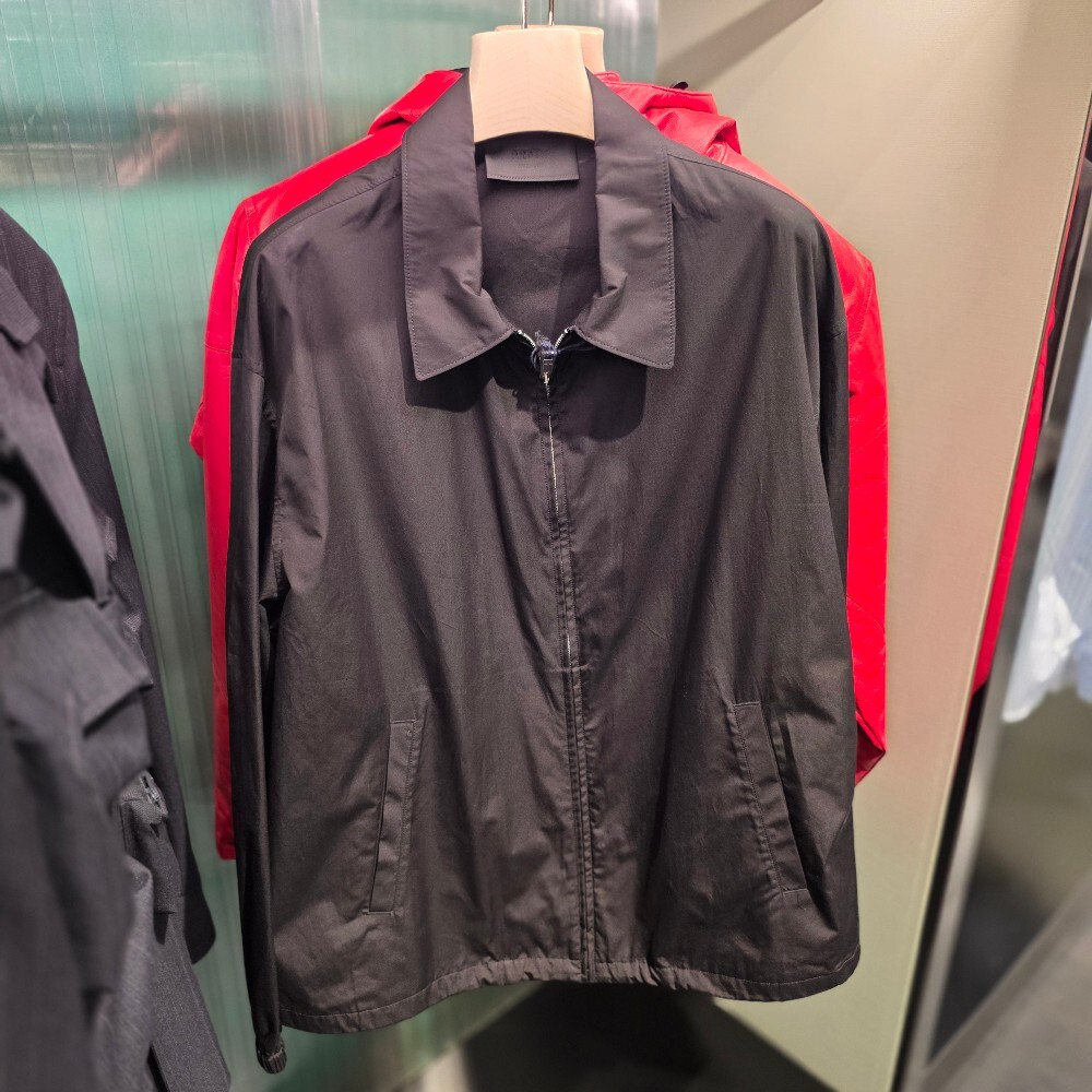 [아울렛] 프라다 삼각로고 코튼 남성 블루종 자켓 SGC531