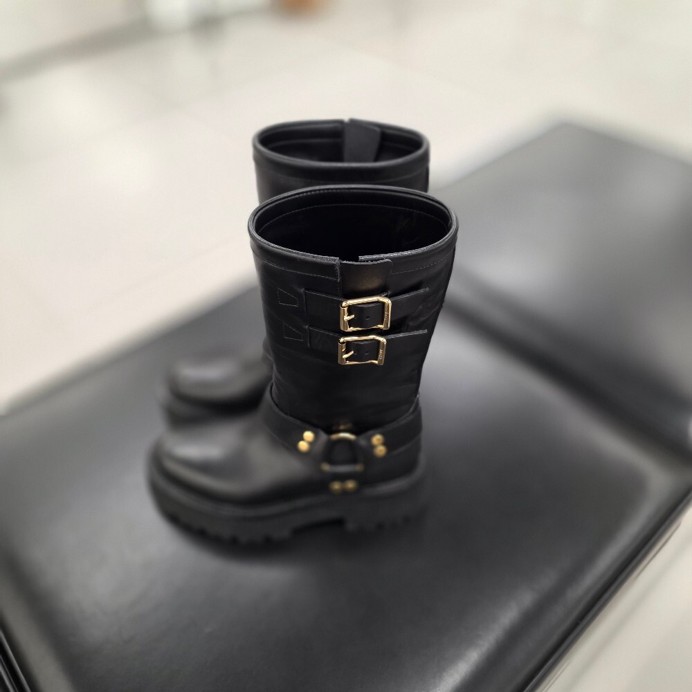 [아울렛] 셀린느 하네스 벌키 미드 바이커 부츠 354573882C.38NG