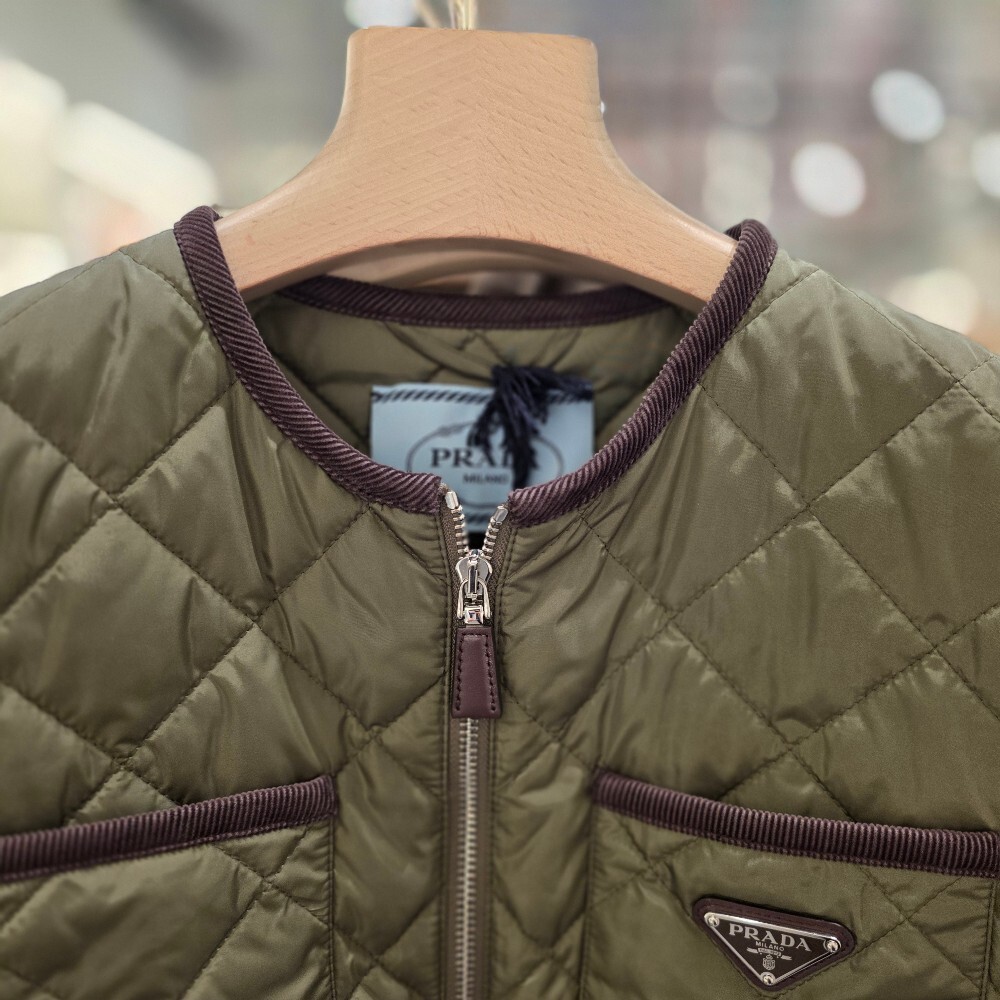 [아울렛] 프라다 리나일론 퀼팅 여성 블루종 조끼 29X167