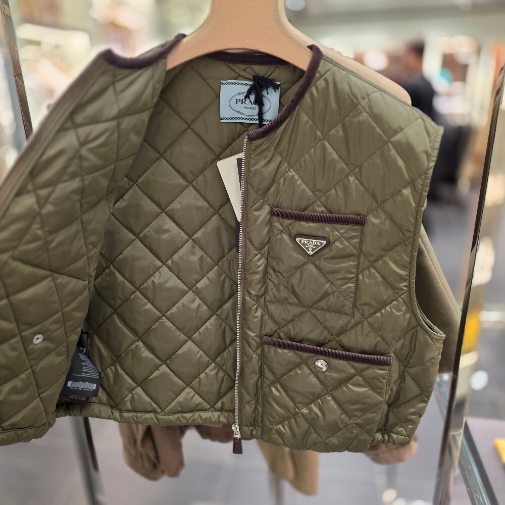 [아울렛] 프라다 리나일론 퀼팅 여성 블루종 조끼 29X167