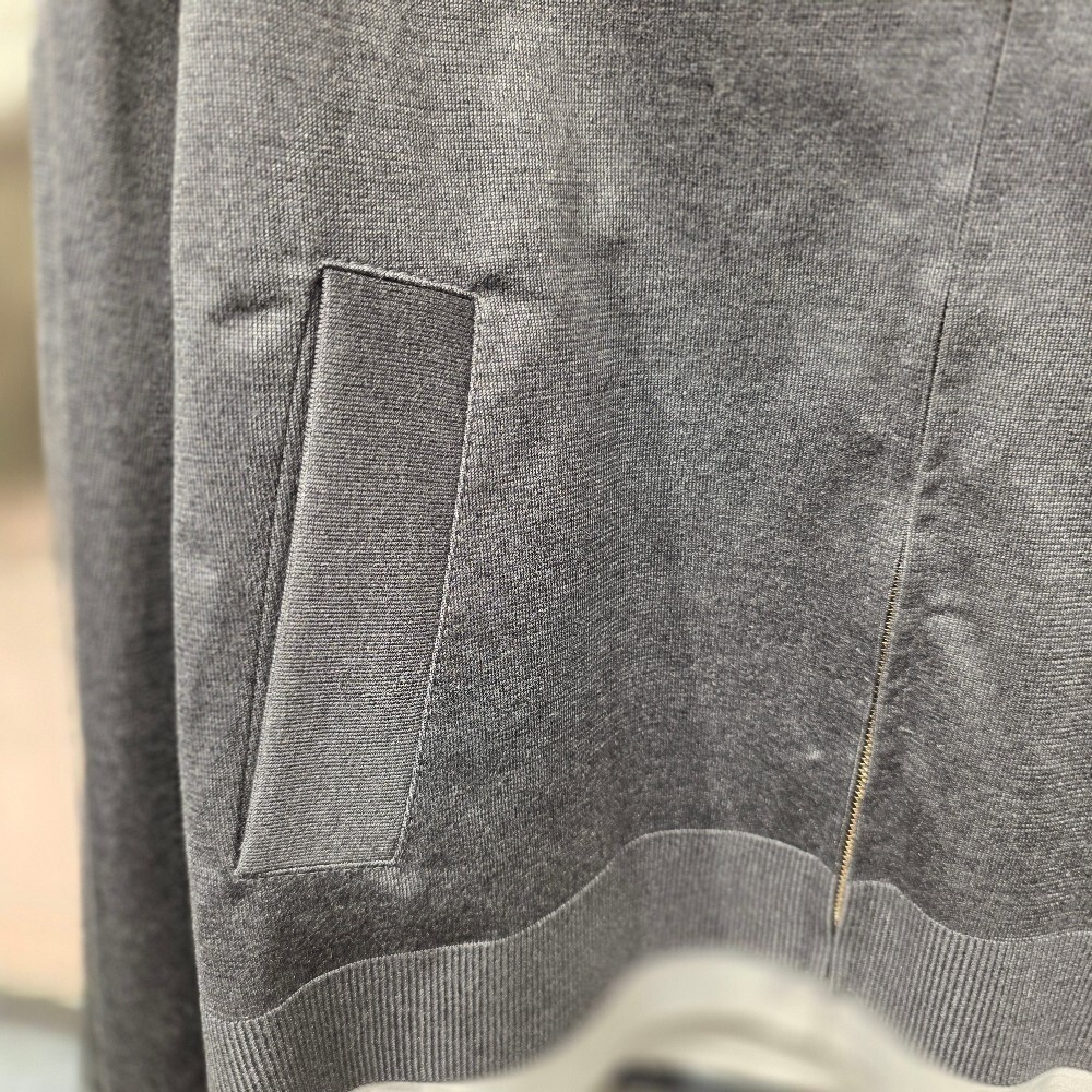 [아울렛] 미우미우 포플린 크롭 여성 자켓 ML1131