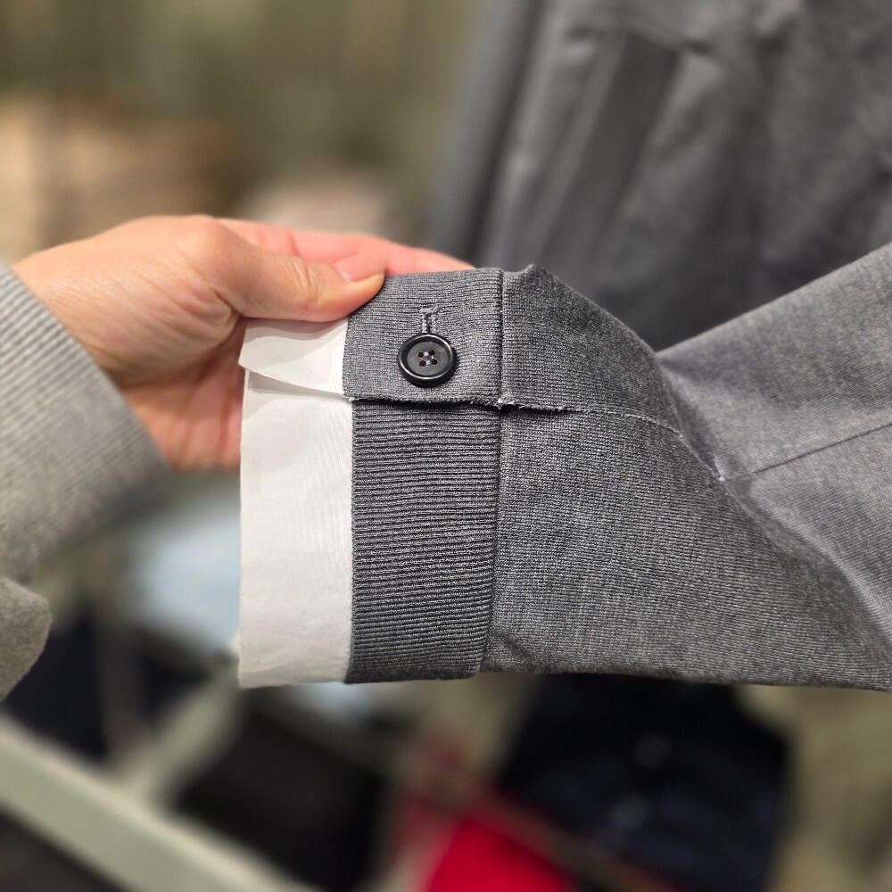 [아울렛] 미우미우 포플린 크롭 여성 자켓 ML1131