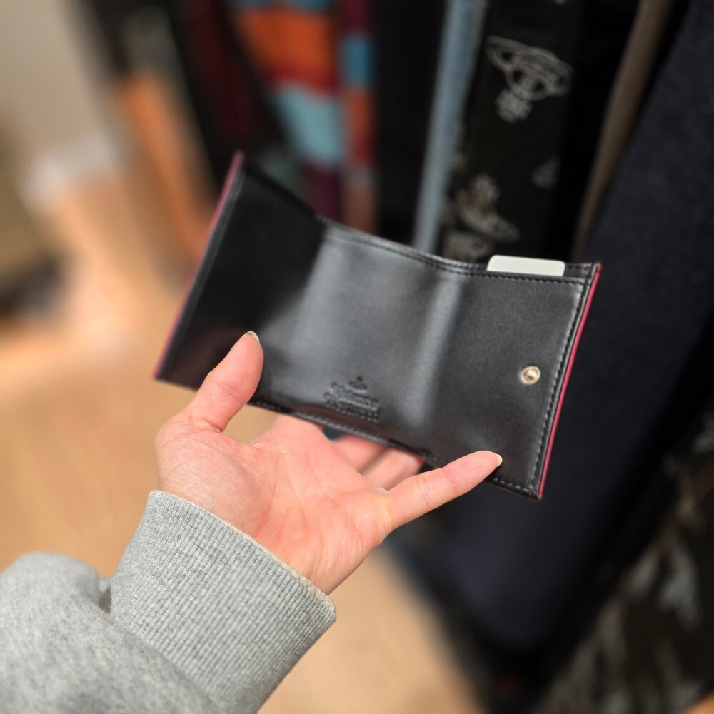 [아울렛] 비비안웨스트우드 엔벨롭 빌 폴드 지갑 5115002EW