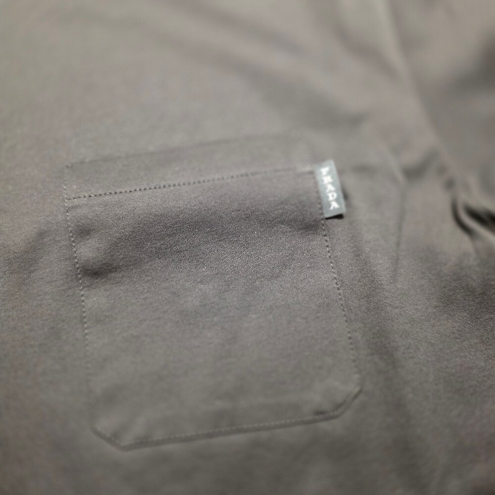 [아울렛] 프라다 포켓 코튼 남성 베이직 반팔 티셔츠 UJN658