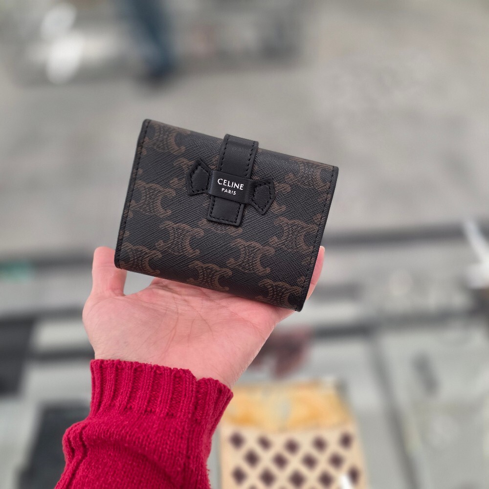 [아울렛] 셀린느트리옹프 캔버스 반지갑 10H482DB7.38SI