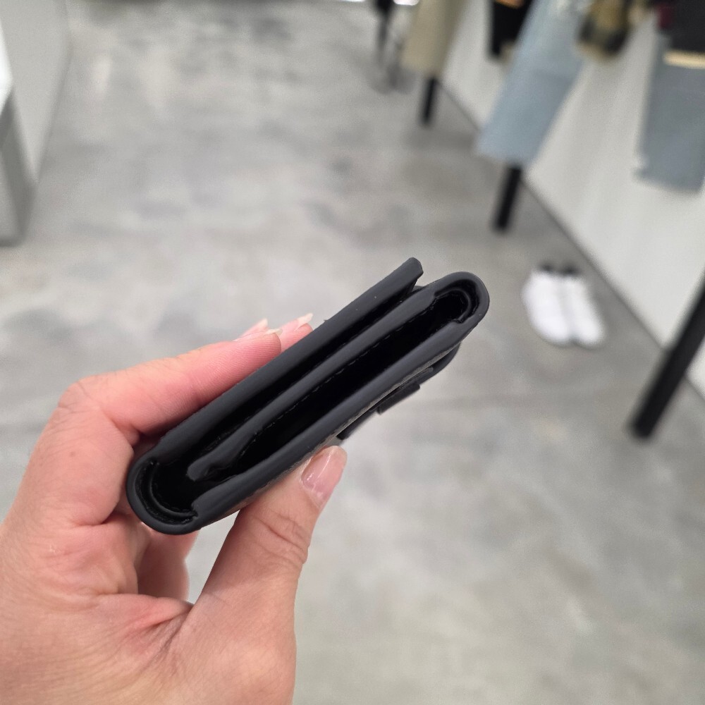 [아울렛] 셀린느트리옹프 캔버스 반지갑 10H482DB7.38SI