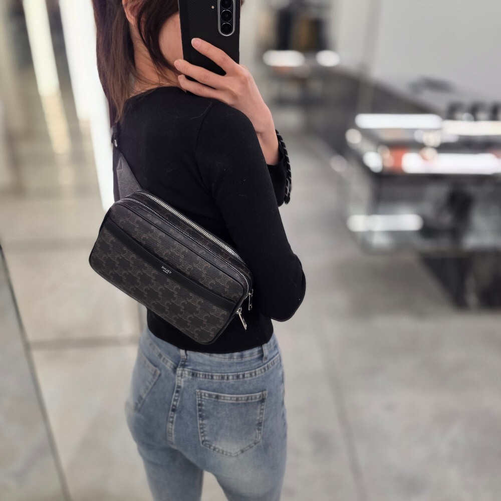 [아울렛] 셀린느 트리옹프 캔버스 슬링백 116162FWK.38SI