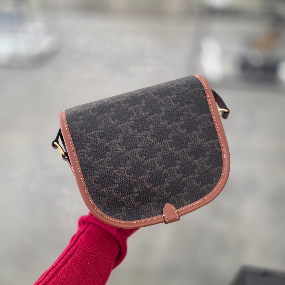 [아울렛] 셀린느 트리옹프 캔버스 폴코백 191502BZJ.04LU