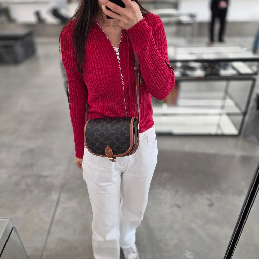 [아울렛] 셀린느 트리옹프 캔버스 폴코백 191502BZJ.04LU