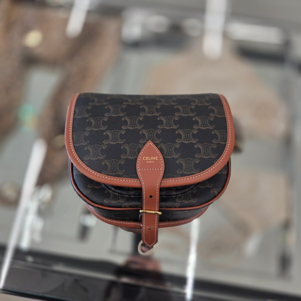 [아울렛] 셀린느 트리옹프 캔버스 폴코백 191502BZJ.04LU