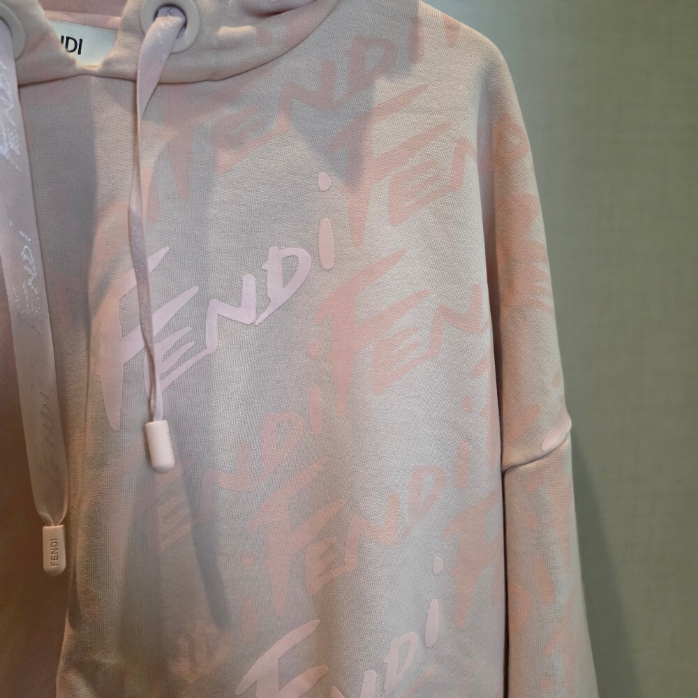 [아울렛] 펜디 로고 크롭 여성 후드 티셔츠 FAF191 AGOI 12CPC