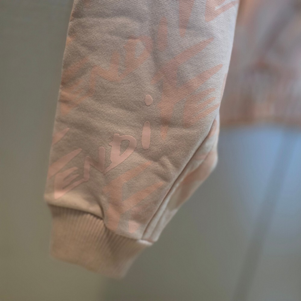 [아울렛] 펜디 로고 크롭 여성 후드 티셔츠 FAF191 AGOI 12CPC