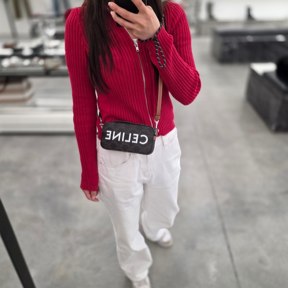 [아울렛] 셀린느 트리옹프 캔버스 호리존탈 파우치 10L272DM5.04LI