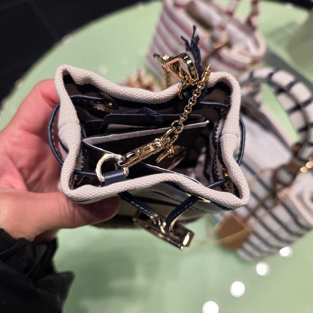 [아울렛] 프라다 스트라이프카나파미니파우치백 1NR16H