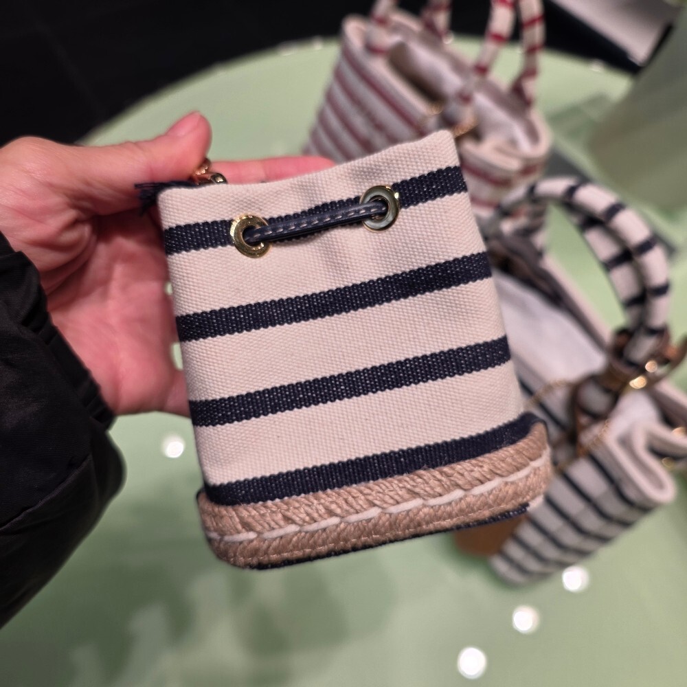 [아울렛] 프라다 스트라이프카나파미니파우치백 1NR16H