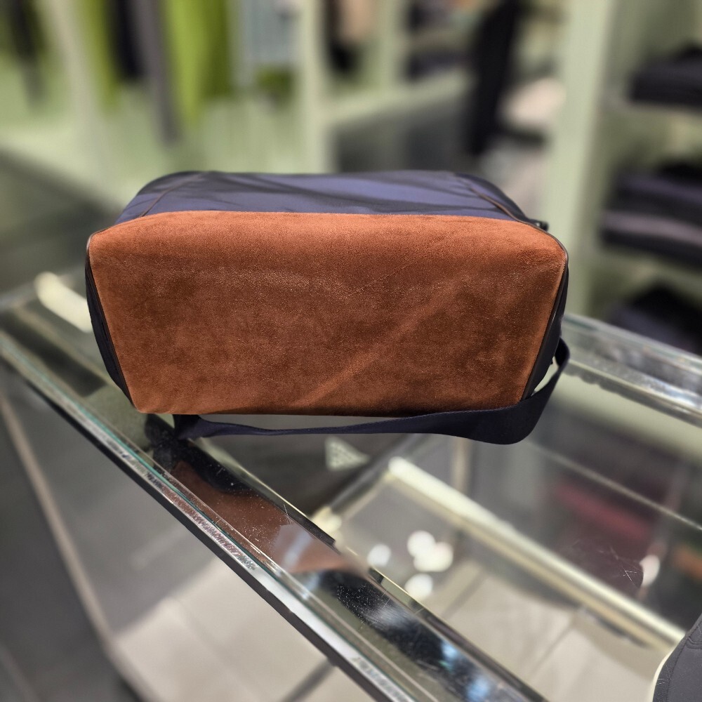 [아울렛] 프라다 삼각로고 리나일론 메신저 크로스백 2VH180