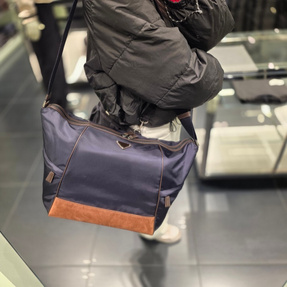 [아울렛] 프라다 삼각로고 리나일론 메신저 크로스백 2VH180