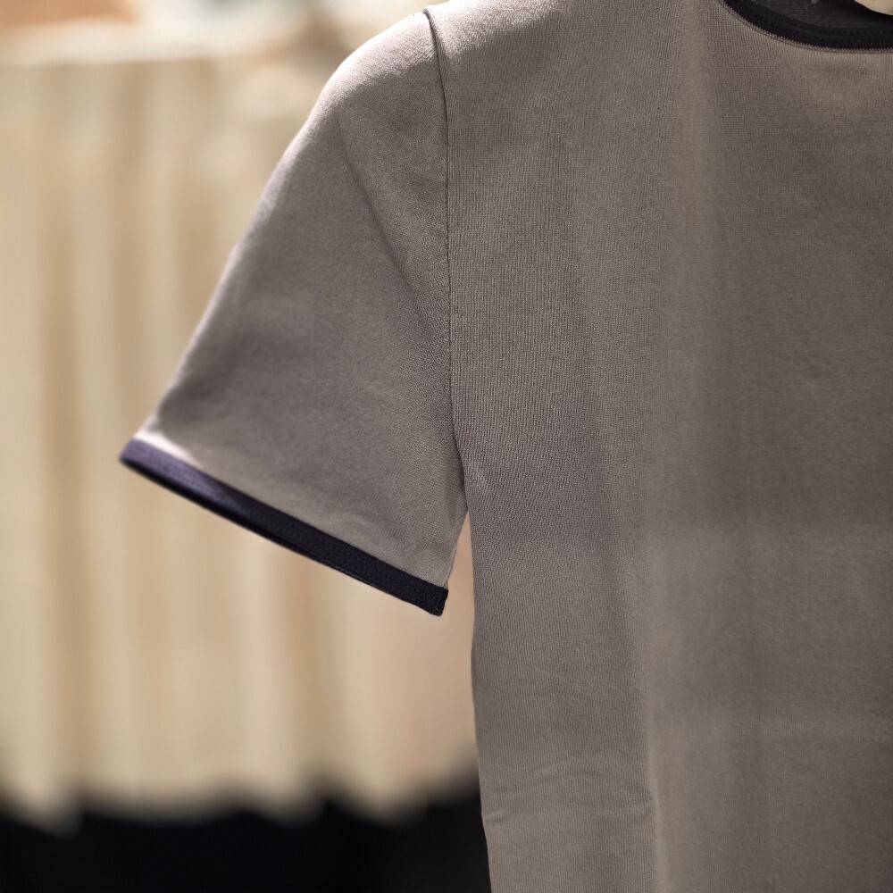 [아울렛] 미우미우 여성 반팔 티셔츠 MMLA88