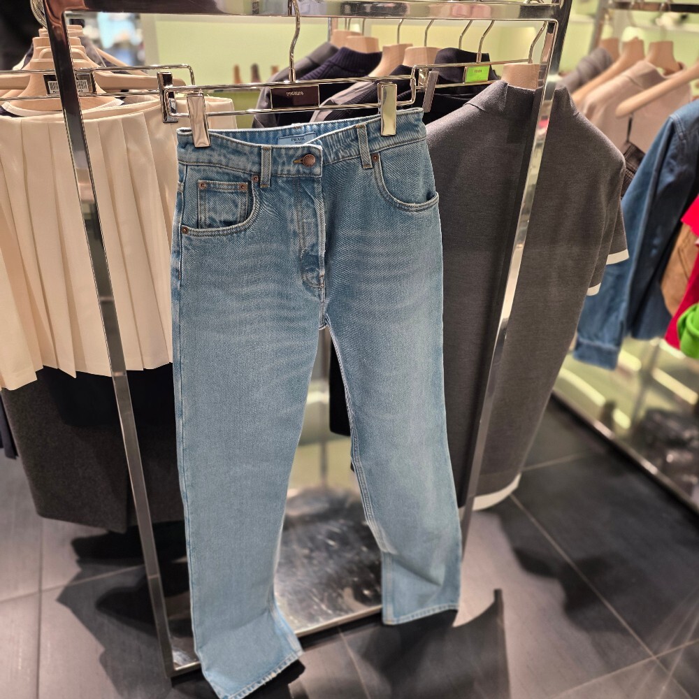 [아울렛] 프라다 삼각로고 여성 데님 팬츠 GFP507