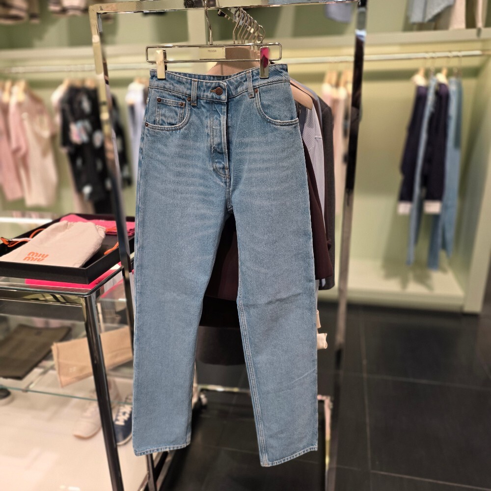 [아울렛] 프라다 삼각로고 여성 데님 팬츠 GFP507