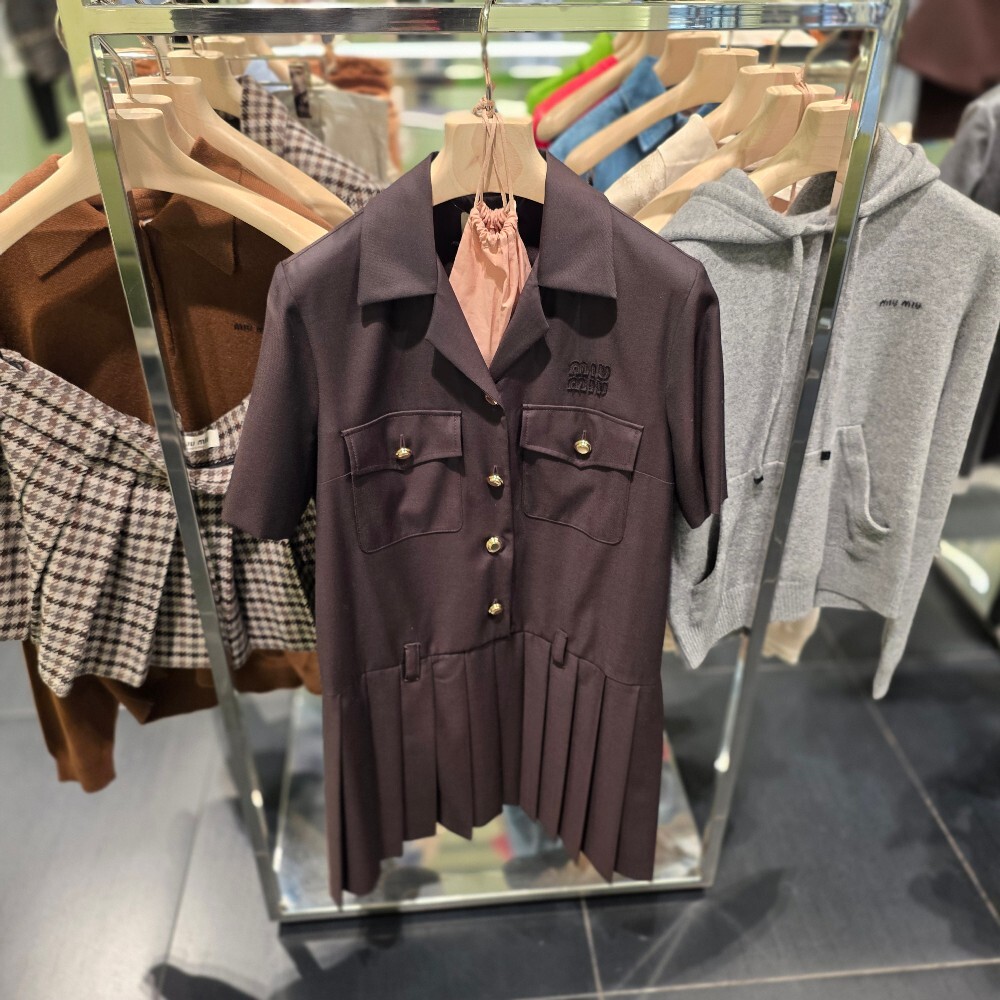 [아울렛] 미우미우 로고 벨트 여성 미니 원피스 MF5711