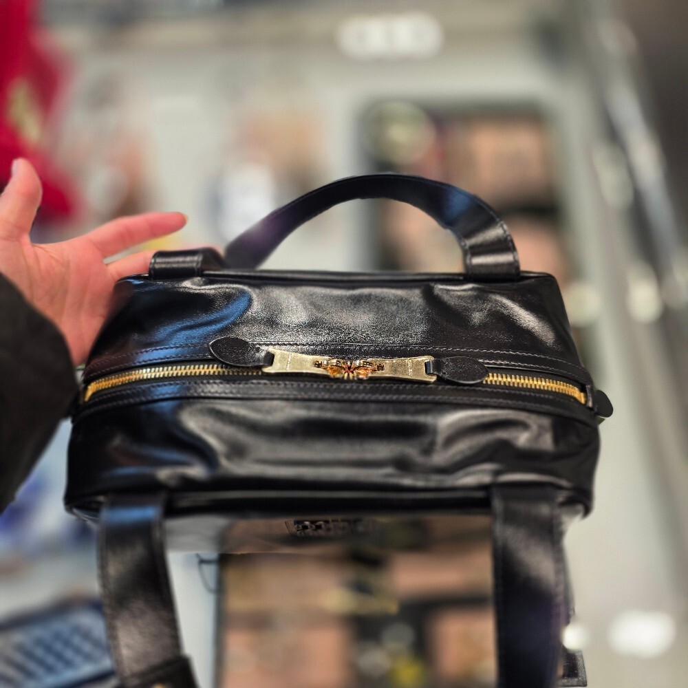 [아울렛] 미우미우 로고 여성 가죽 탑 핸들 토트백 5BB182