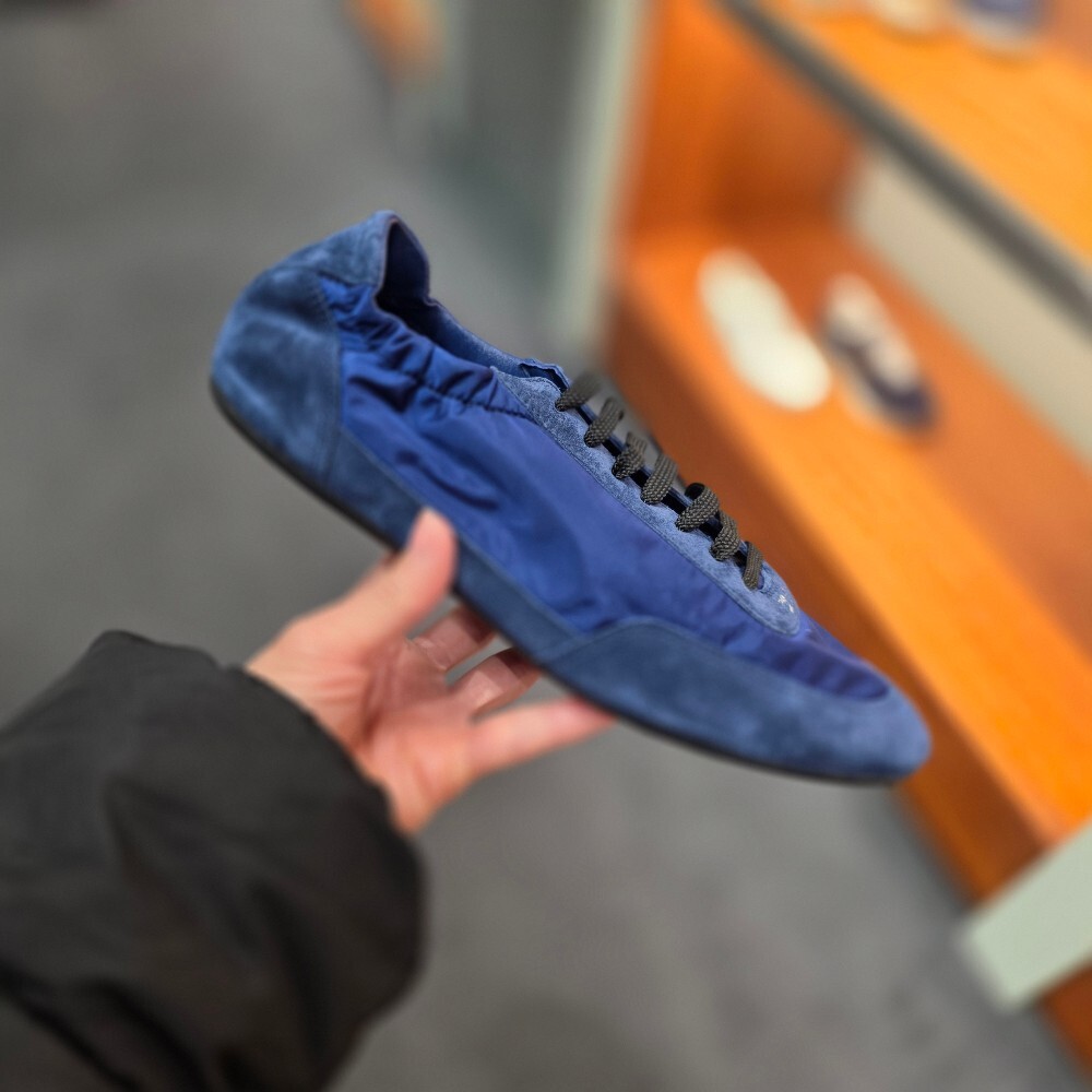 [아울렛] 프라다 컬랩스 리나일론 남성 스니커즈 2EG479