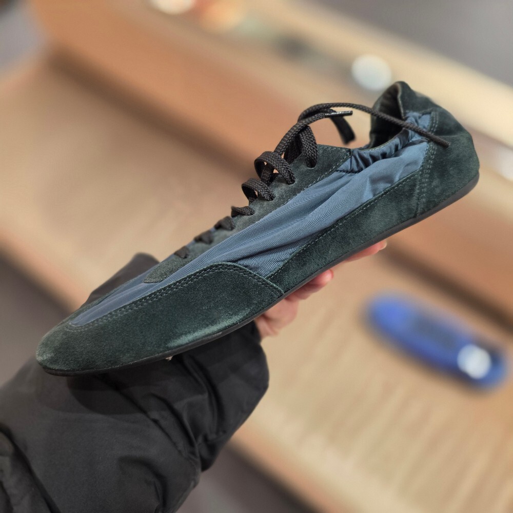 [아울렛] 프라다 컬랩스 리나일론 남성 스니커즈 2EG479