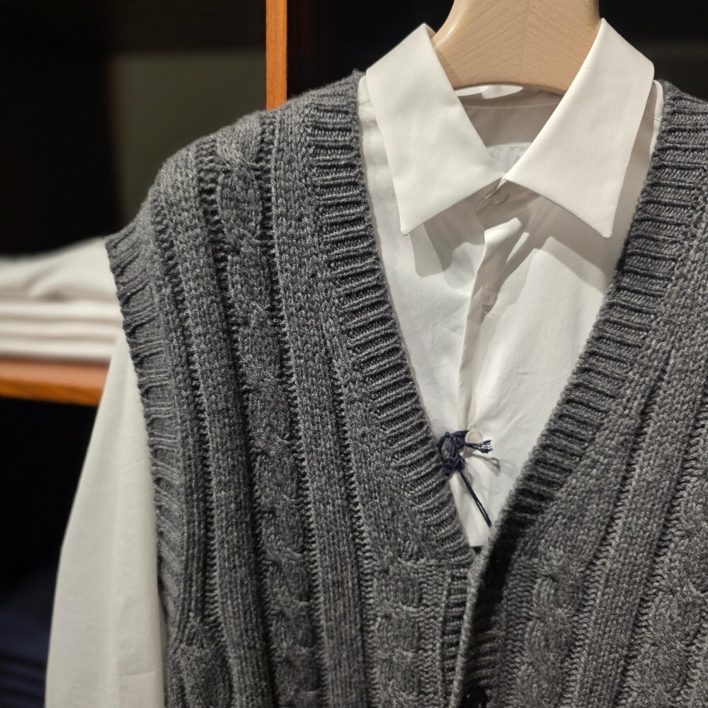 [아울렛] 프라다 캐시미어 남성 베스트 UMT496