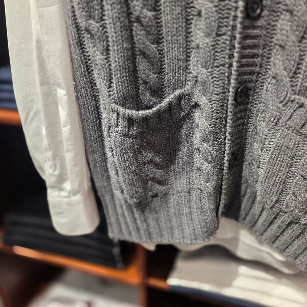 [아울렛] 프라다 캐시미어 남성 베스트 UMT496