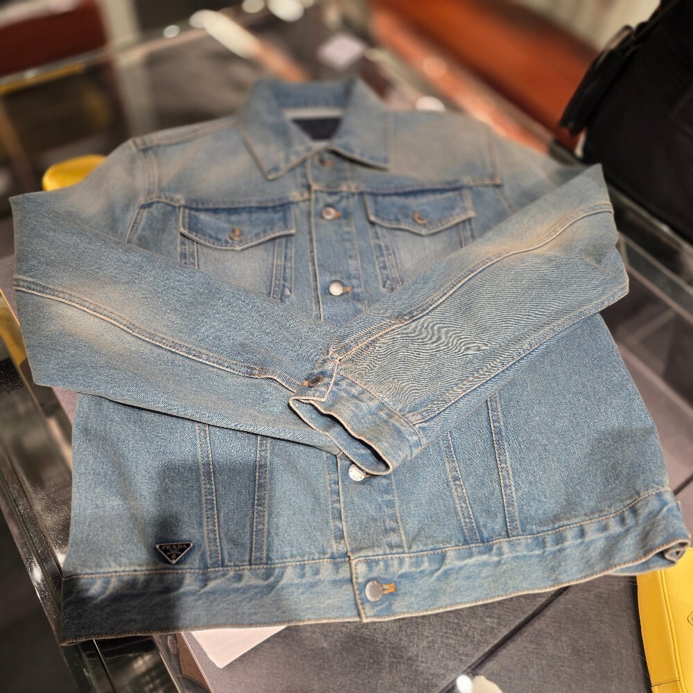 [아울렛] 프라다 삼각로고 남성 데님 자켓 GEB227