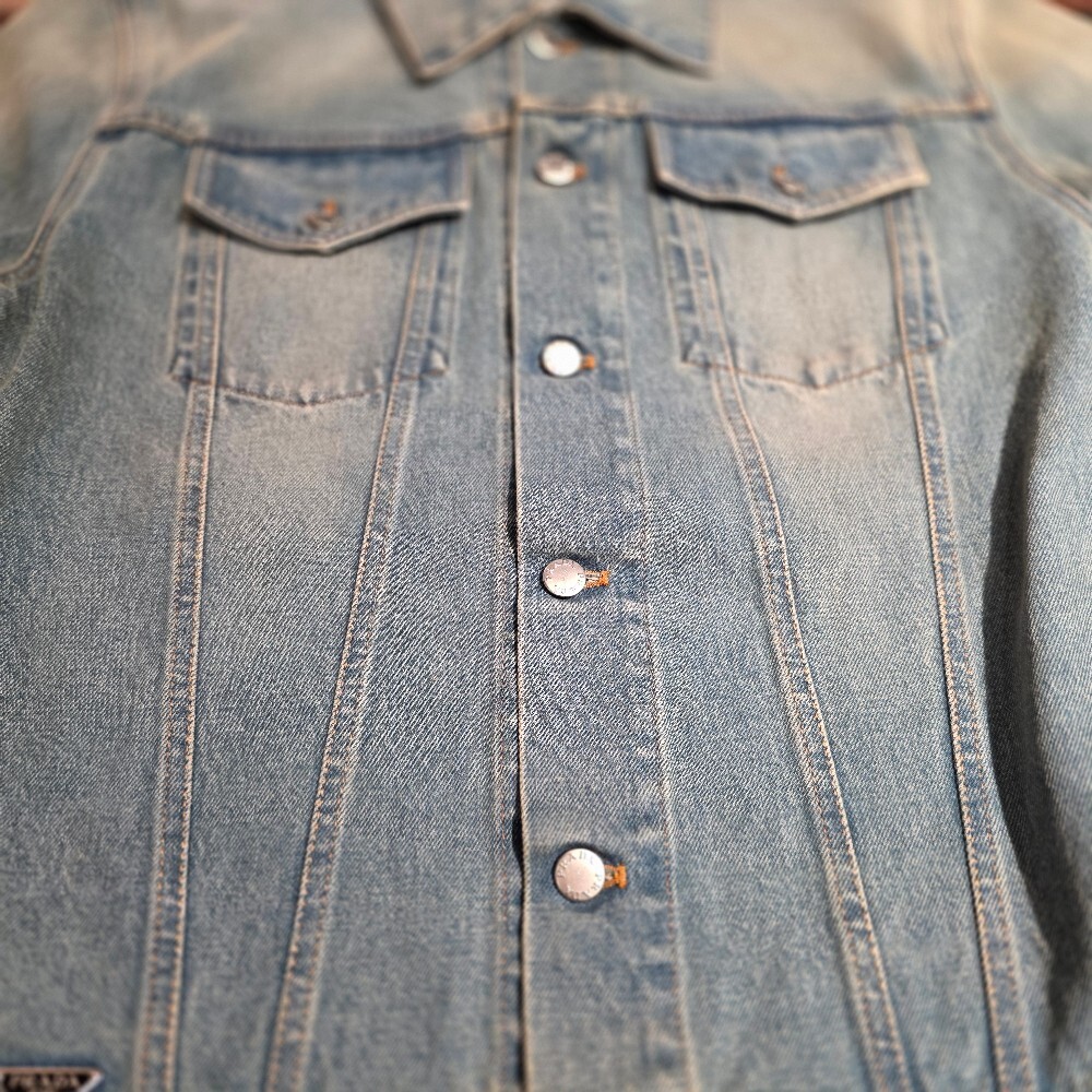 [아울렛] 프라다 삼각로고 남성 데님 자켓 GEB227