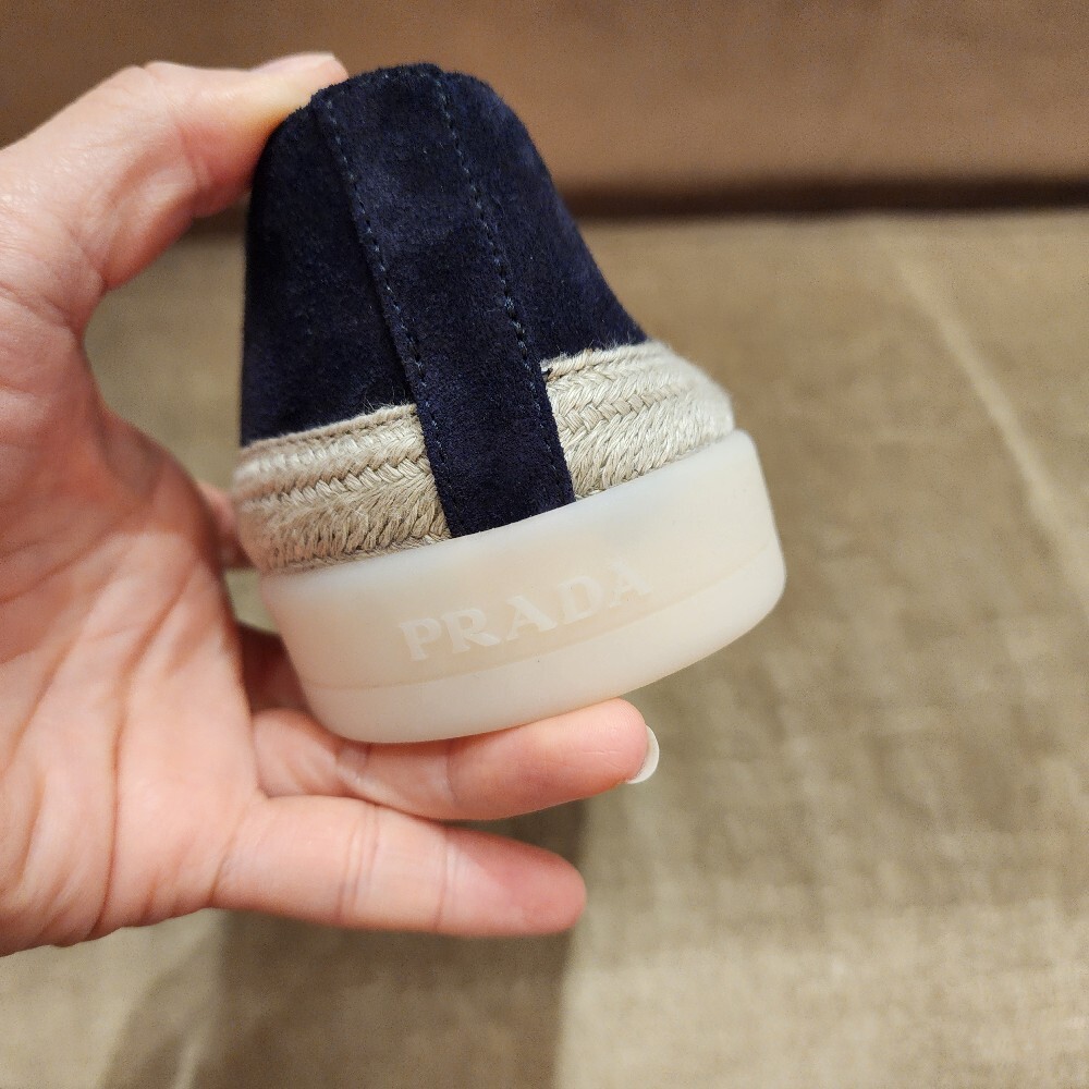 [아울렛] 프라다 스웨이드남성 슬립온 2DG157