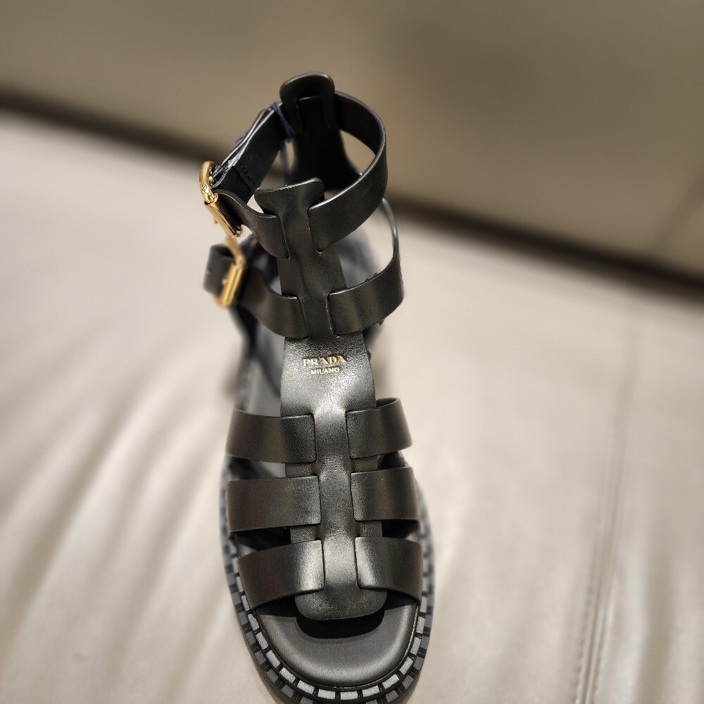[아울렛] 프라다 글레디에이터 스트랩 여성 샌들 1X924N